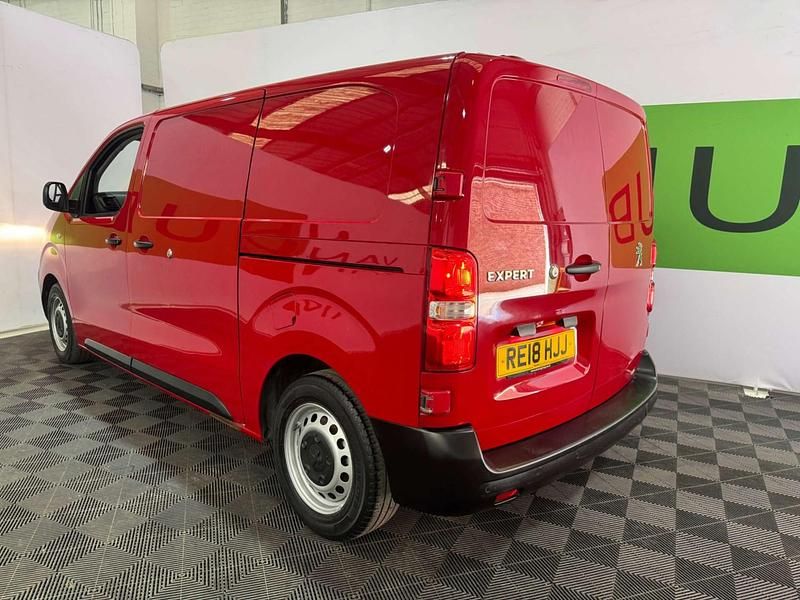 Used Peugeot Expert S 2018 Red Van