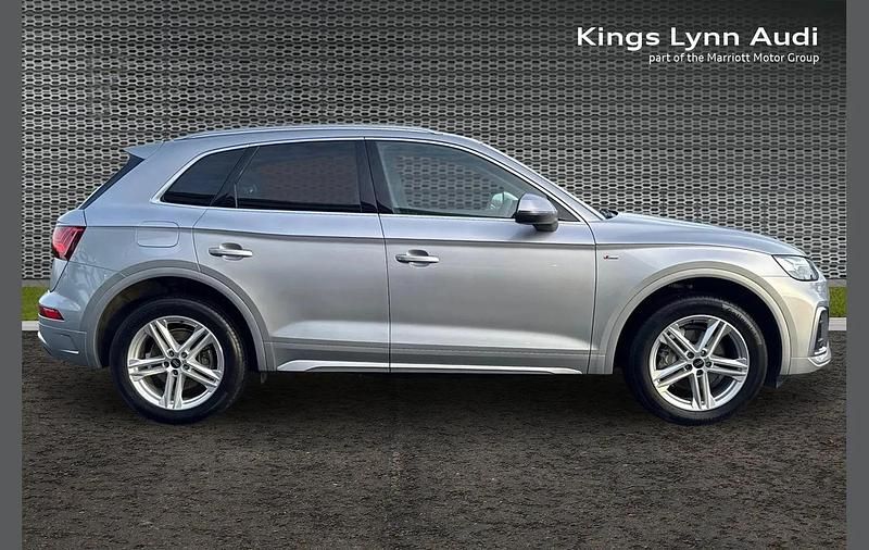 Used Audi Q5 S-Line 200 HP (147 kW) 2022 Silver SUV