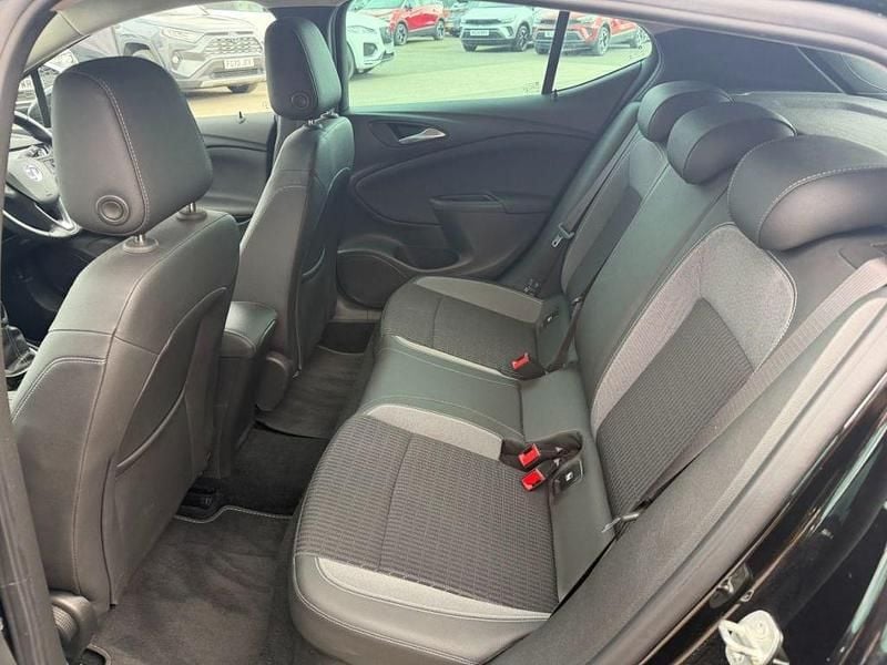 Used Vauxhall Astra Edition 2021 Black Hatchback