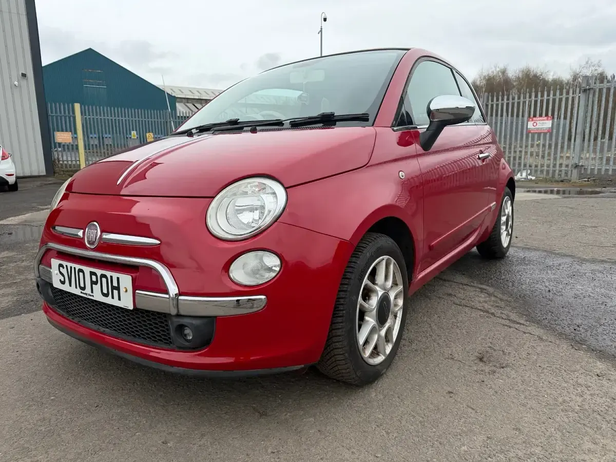 Käytetty Fiat 500 Lounge 2010 Punainen Avoauto