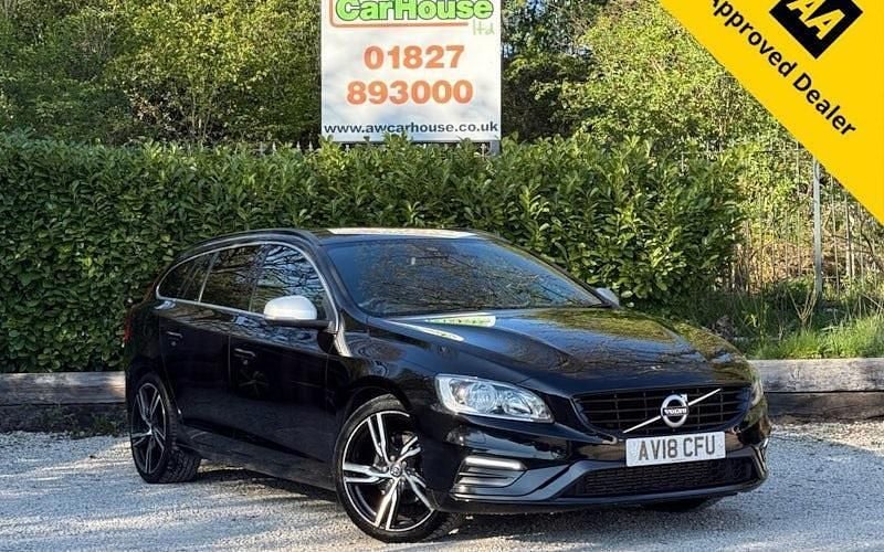 Usado Volvo V60 R-Design 190 HP (139 kW) 2017 Preto Carrinha