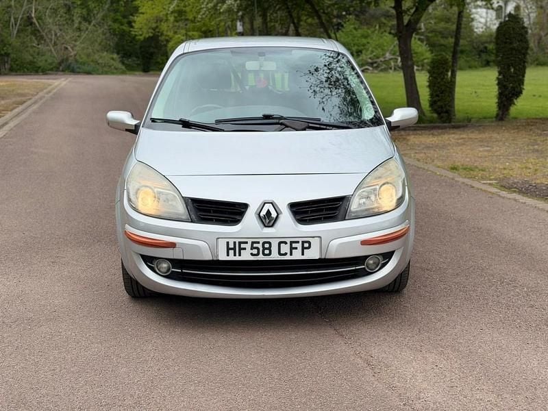 Used Renault Scénic III Dynamique 2009 Silver MPV