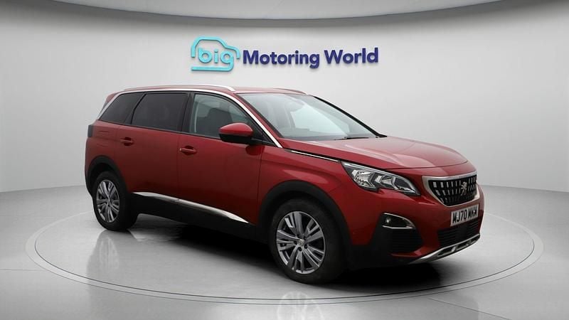 Used 2020 Peugeot 5008 Allure Estate | £16,781 (Fair price) - Image 1/4