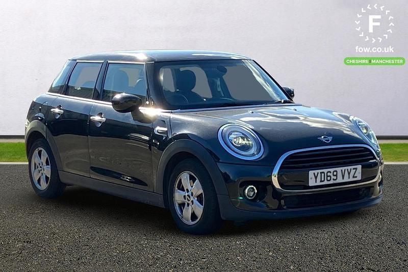 Black Used 2019 Mini Cooper Comfort Hatchback | £14,299 (Good price) - Image 1/3