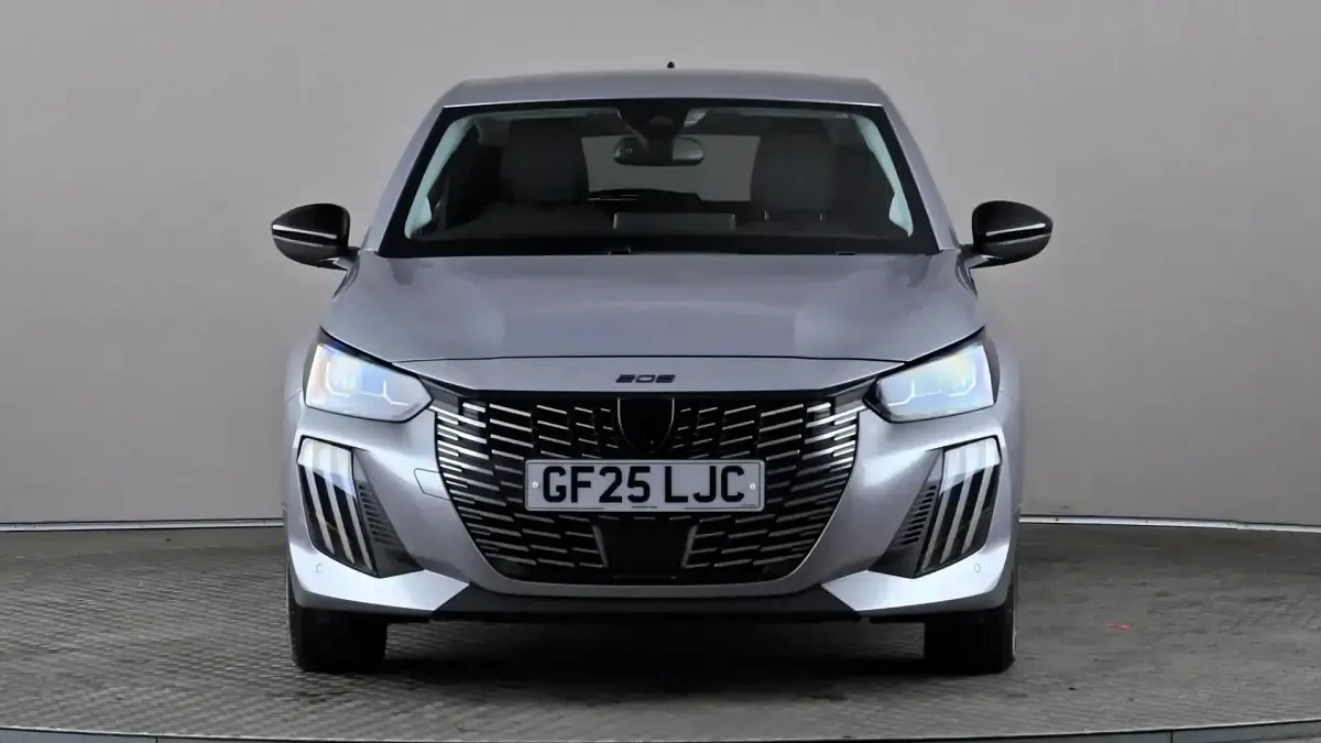 Second-hand Peugeot 208 Allure 101 CP (74 kW) 2025 Gri Hatchback