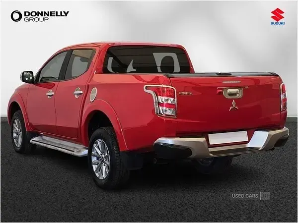 Used Mitsubishi L200 181 HP (133 kW) 2020 Red Pickup