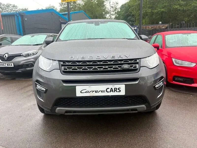 Used Land Rover Discovery 5 SE 2017 Grey SUV