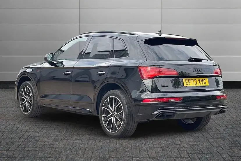 Used Audi Q5 Black Edition 265 HP (194 kW) 2024 Mythos black SUV
