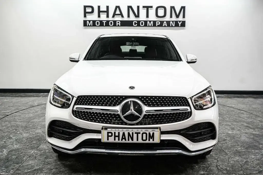 Used Mercedes GLC300de AMG line 306 HP (225 kW) 2021 White Coupe