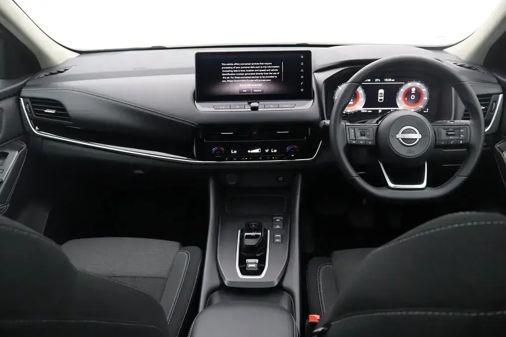 Used Nissan Qashqai N-Connecta 190 HP (139 kW) 2024 Black SUV