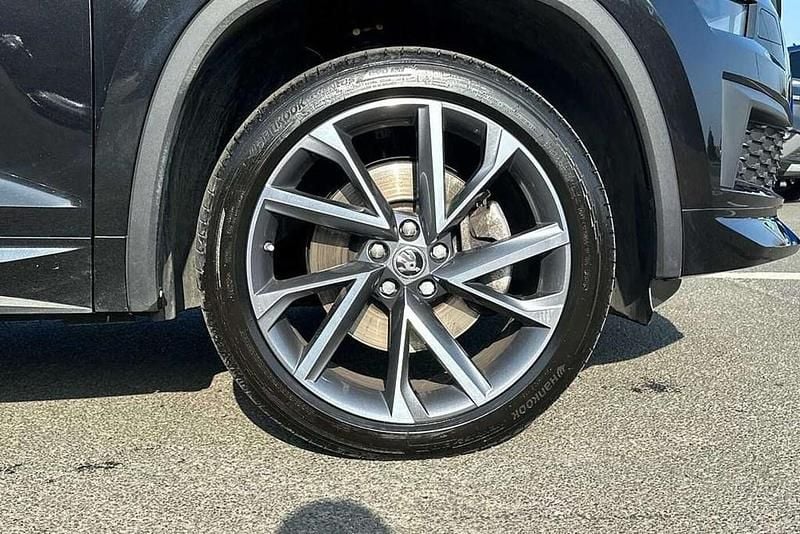 Used Skoda Kodiaq SportLine 196 HP (144 kW) 2023 Black magic pearl effect SUV