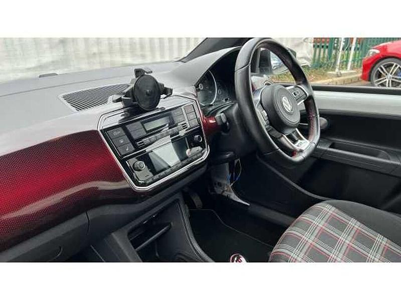 Begagnad VW up! GTI 115 HK (84 kW) 2021 Vit Halvkombi