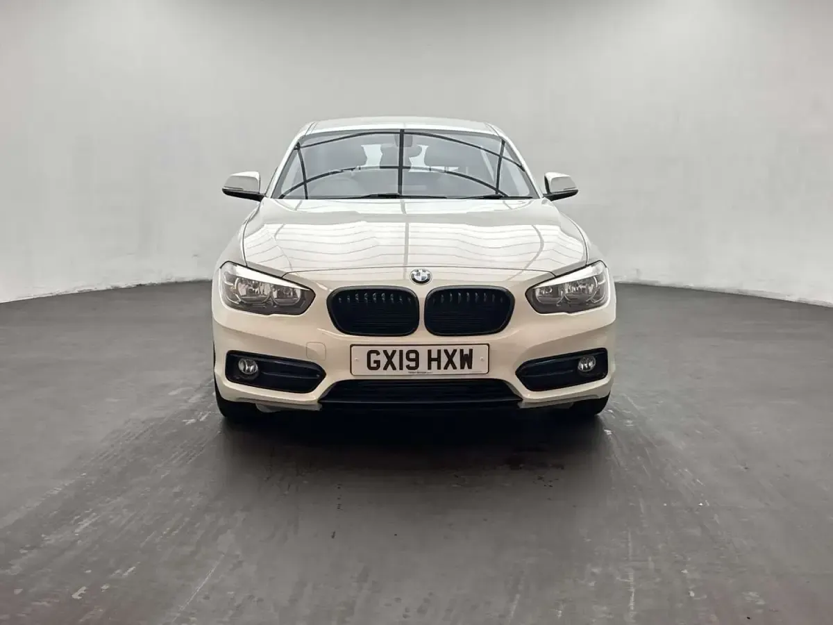 Used BMW 116 Sport Line 2019 White Hatchback