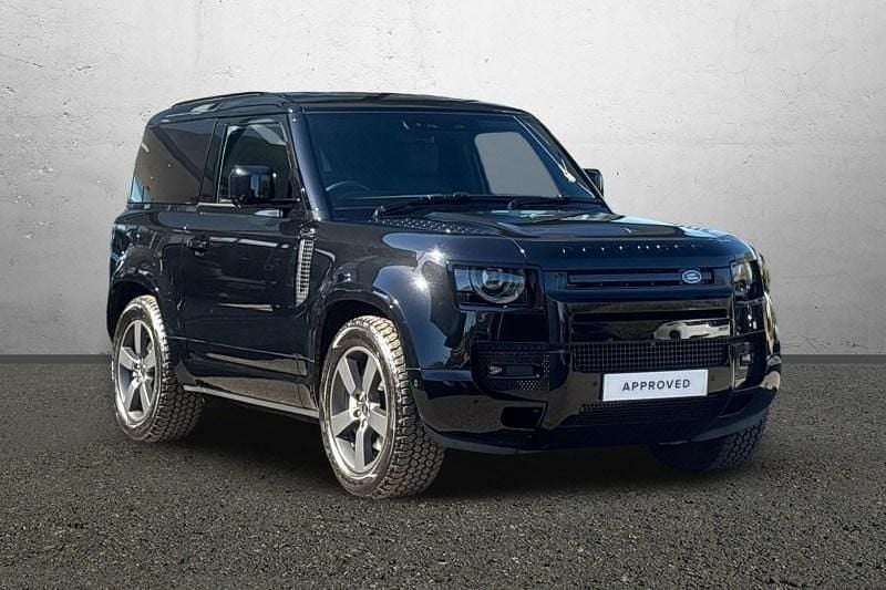Usado Land Rover Defender HSE Dynamic 2025 Preto SUV
