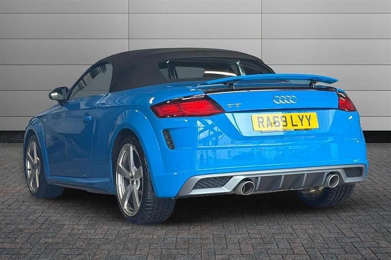 Used Audi TT S-Line 197 HP (144 kW) 2019 Blue Cabriolet