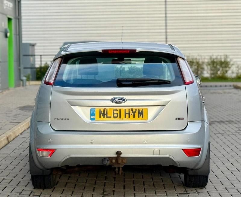 Used Ford Focus Sport 110 HP (80 kW) 2011 Silver Hatchback