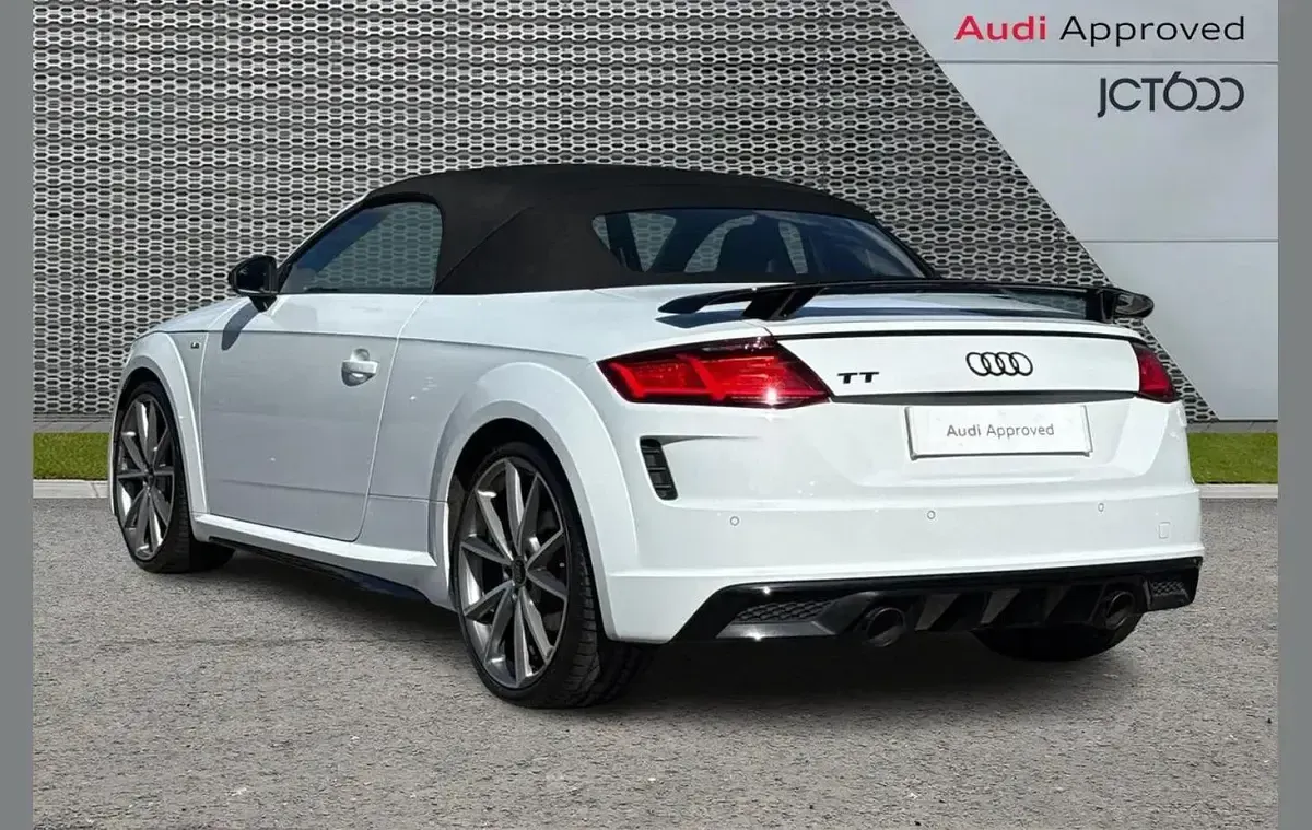 Used Audi TT Black Edition 194 HP (142 kW) 2023 White Cabriolet