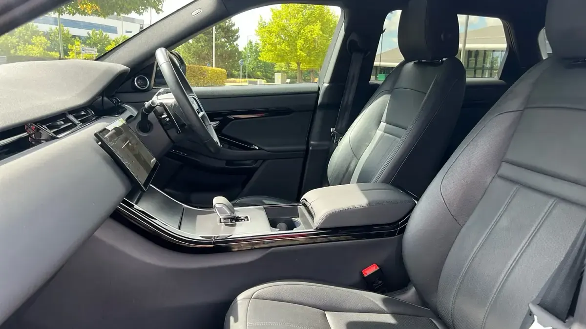 Used Land Rover Range Rover evoque SE Dynamic 204 HP (150 kW) 2024 Grey SUV