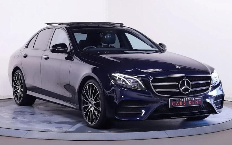Blue Used 2020 Mercedes E220 AMG line Sedan | £28,011 (A bit pricey) - Image 1/4