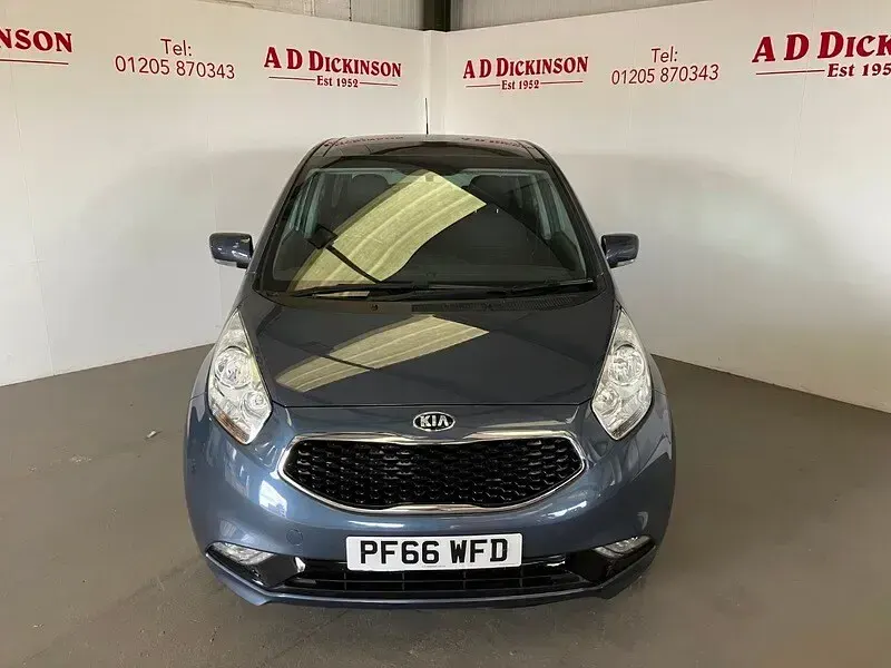 Used Kia Venga 128 HP (94 kW) 2017 Blue Hatchback