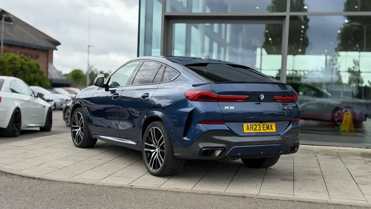 Used BMW X6 M Sport 282 HP (207 kW) 2023 Blue SUV