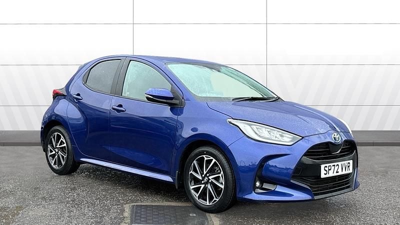 Blue Used 2022 Toyota Yaris Hybrid Design Hatchback | £17,234 (Fair price) - Image 1/4