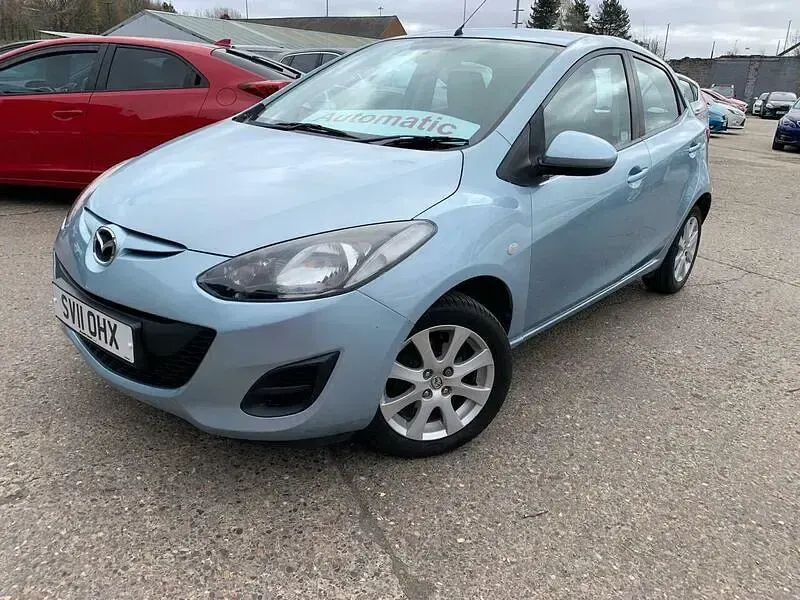 Used Mazda 2 102 HP (75 kW) 2011 Blue Hatchback