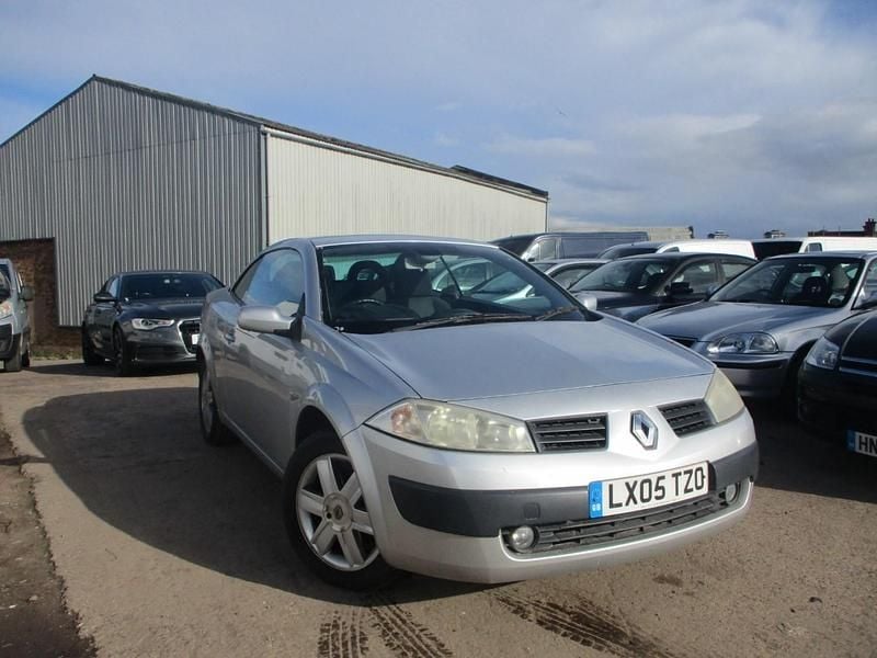 Silver Used 2005 Renault Mégane Cabriolet Dynamique Cabriolet | £995 - Image 1/4