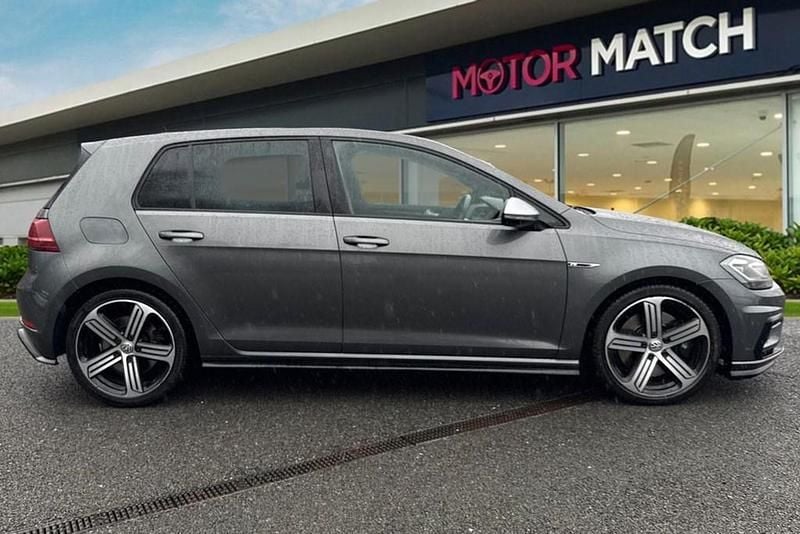 Begagnad VW Golf VII R 2019 Grå Halvkombi