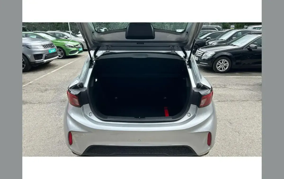 New MG MG3 SE 113 HP (83 kW) 2026 Silver Hatchback