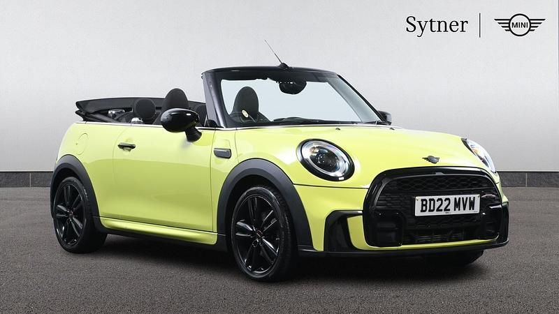 Used Mini Cooper Sport 134 HP (98 kW) 2022 Yellow Hatchback