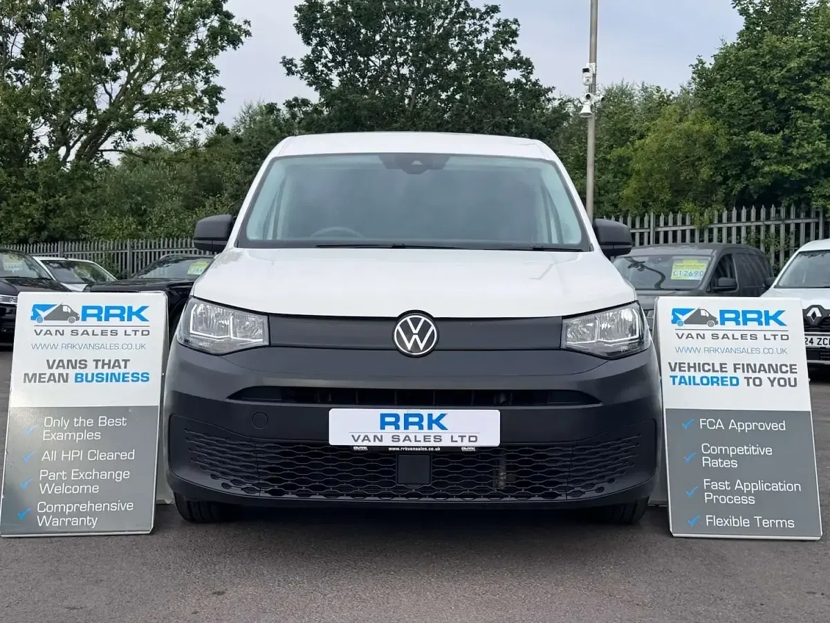 Used VW Caddy 102 HP (75 kW) 2022 White MPV