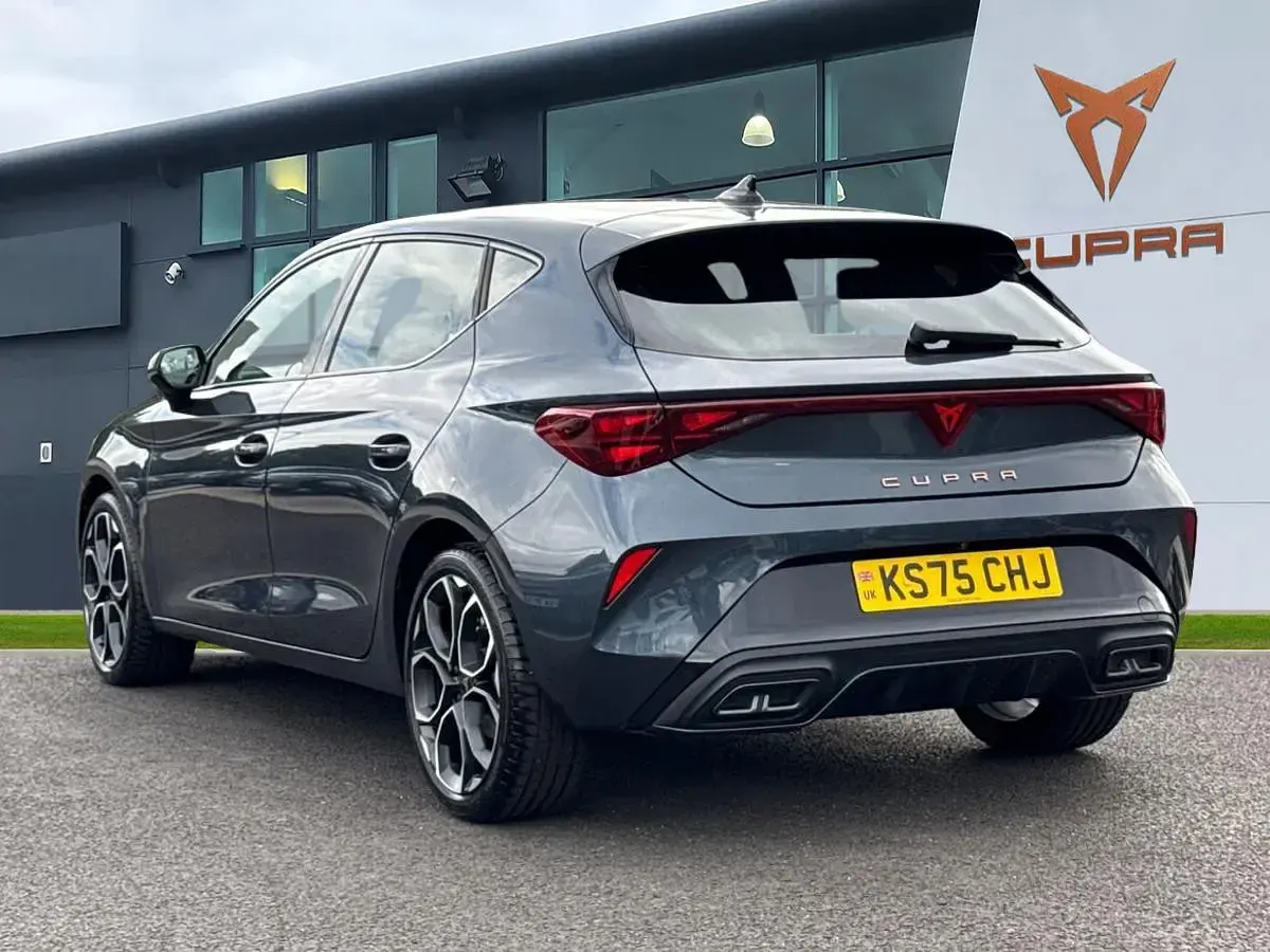 Used Cupra Leon 150 HP (110 kW) 2026 Grey Hatchback
