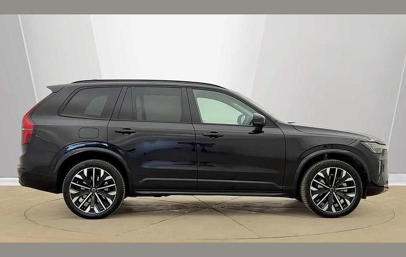 Used Volvo XC90 Plus 455 HP (334 kW) 2025 Black SUV