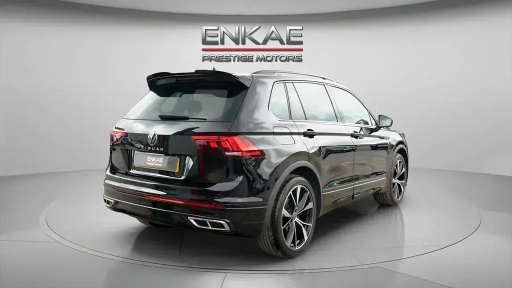 Used VW Tiguan R-line 150 HP (110 kW) 2023 Black SUV
