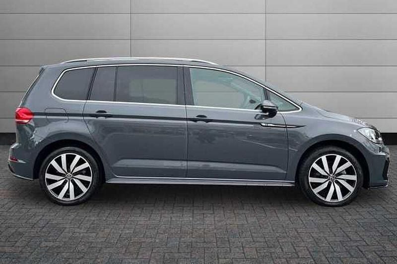 Used VW Touran R-line 150 HP (110 kW) 2025 Dolphin grey MPV