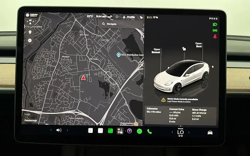 Used Tesla Model 3 Standard Range 222 kW (302 HP) 2023 White Sedan