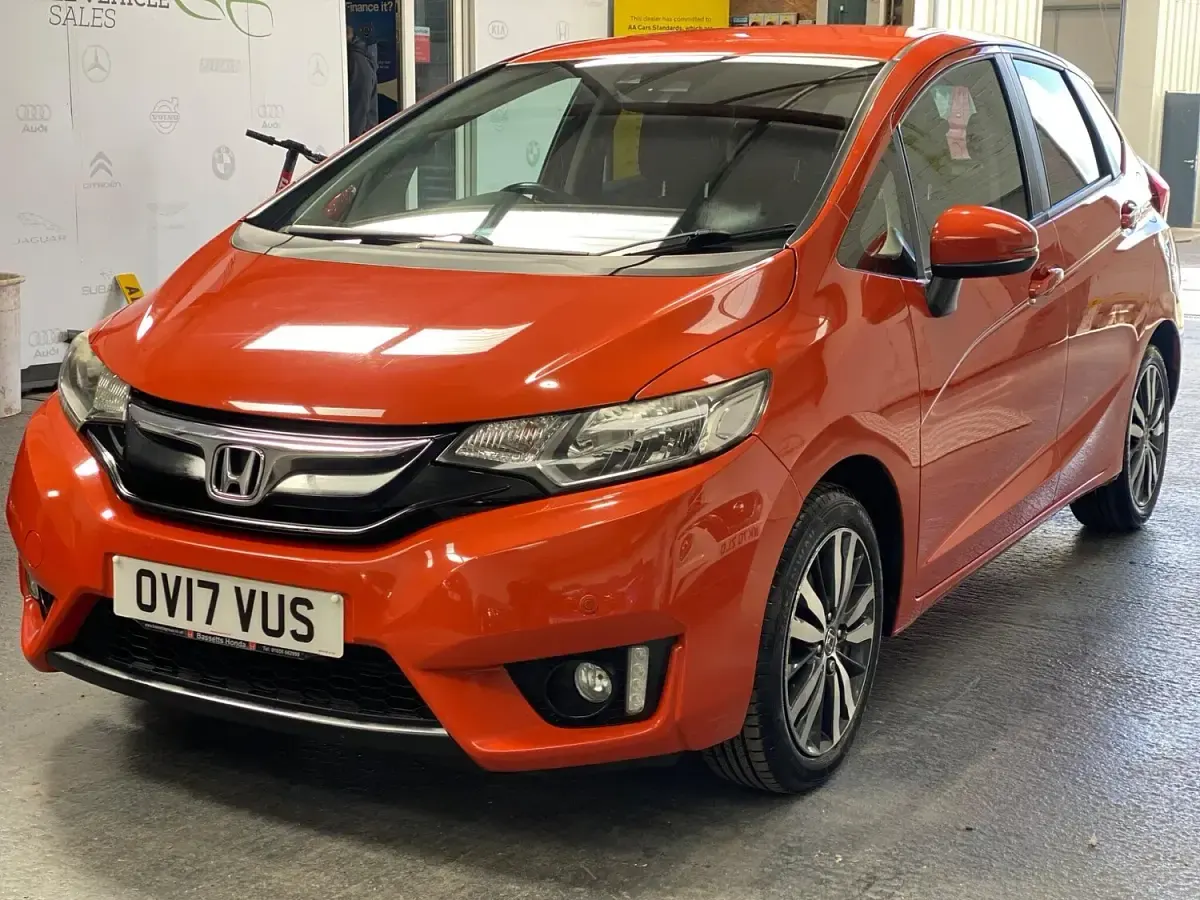 Used Honda Jazz EX 102 HP (75 kW) 2017 Orange Hatchback