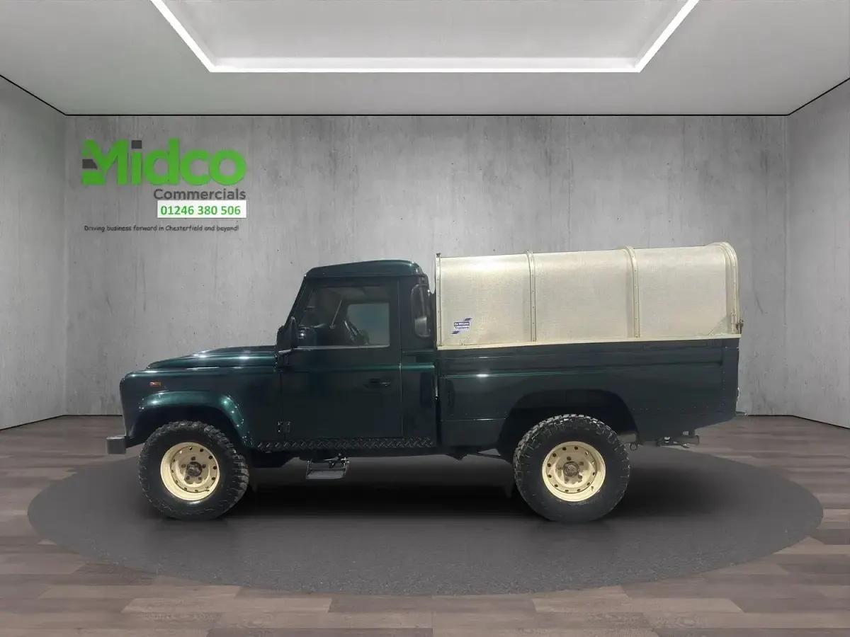 Used Land Rover Defender 2016 Green Pickup