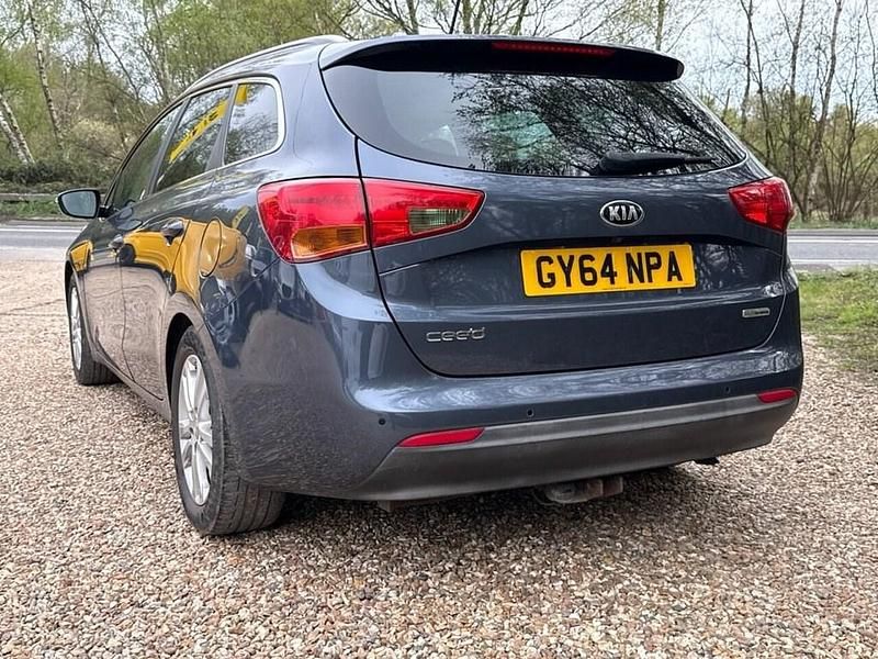 Used Kia Ceed 2014 Blue Hatchback