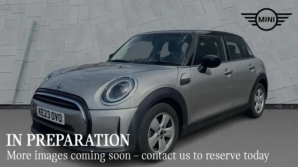 Used Mini Cooper Classic 134 HP (98 kW) 2023 Silver Hatchback