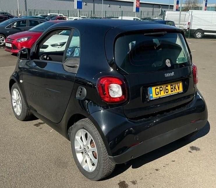 Used Smart ForTwo Coupé Passion 71 HP (52 kW) 2016 Black Coupe
