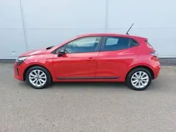 Used Renault Clio Evolution 90 HP (66 kW) 2025 Red Hatchback