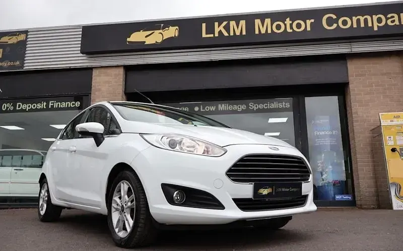 Usado Ford Fiesta Zetec 82 CV (60 kW) 2017 Utilitario