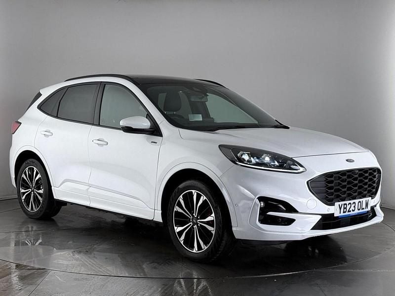 White Used 2023 Ford Kuga ST-Line X SUV | £18,550 (Good price) - Image 1/4
