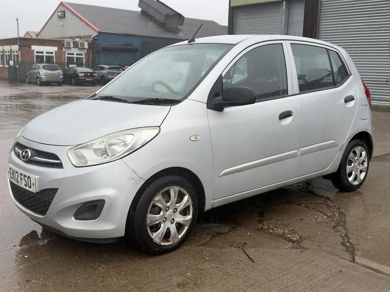 Silver Used 2012 Hyundai i10 Classic Hatchback | £2,000 (Good price) - Image 1/4