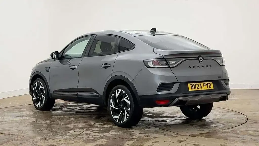 Used Renault Arkana Esprit Alpine 142 HP (104 kW) 2024 Grey  SUV