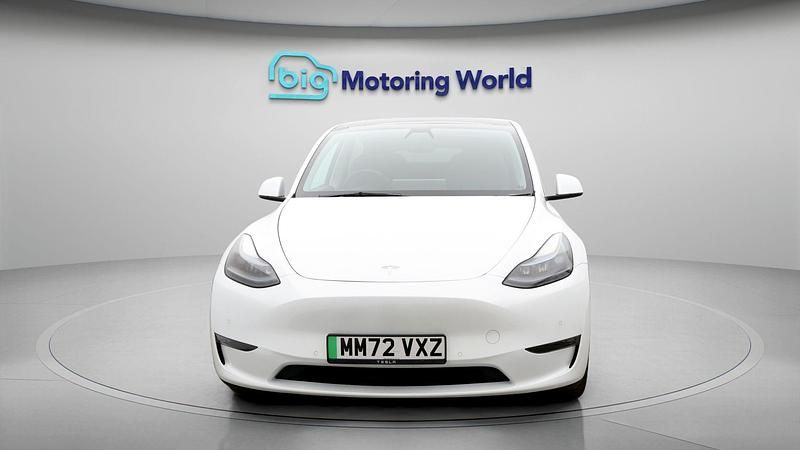 Used Tesla Model Y Long Range AWD 378 kW (514 HP) 2022 White SUV
