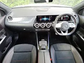 Used Mercedes GLA180 AMG Line Premium 136 HP (100 kW) 2021 Silver SUV