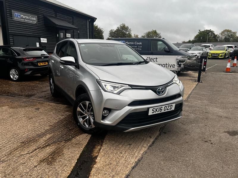 Silver Used 2016 Toyota RAV4 Business Edition Estate | £14,300 (Fair price) - Image 1/4
